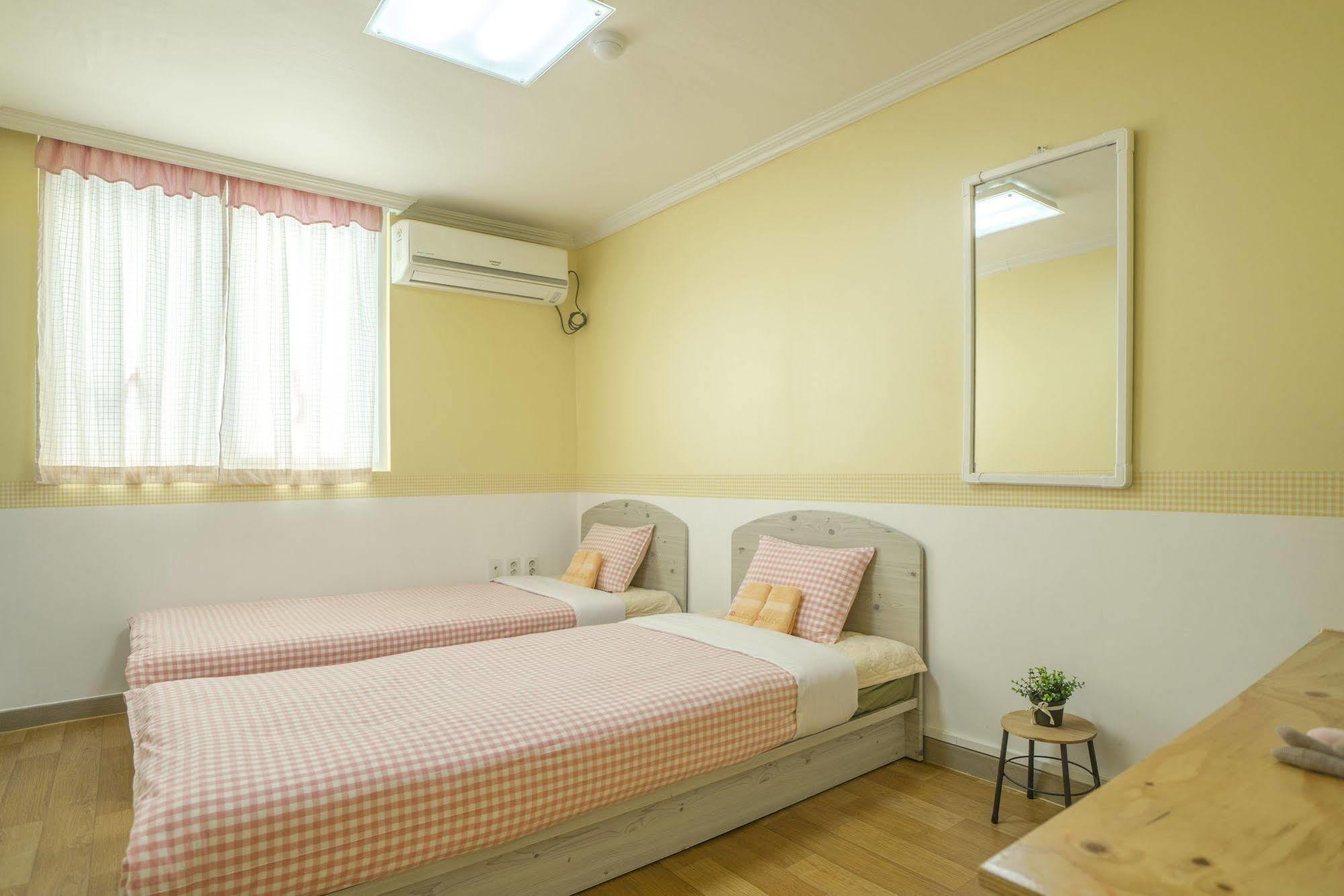 Dalkom Myeongdong Guesthouse Seoul Eksteriør bilde